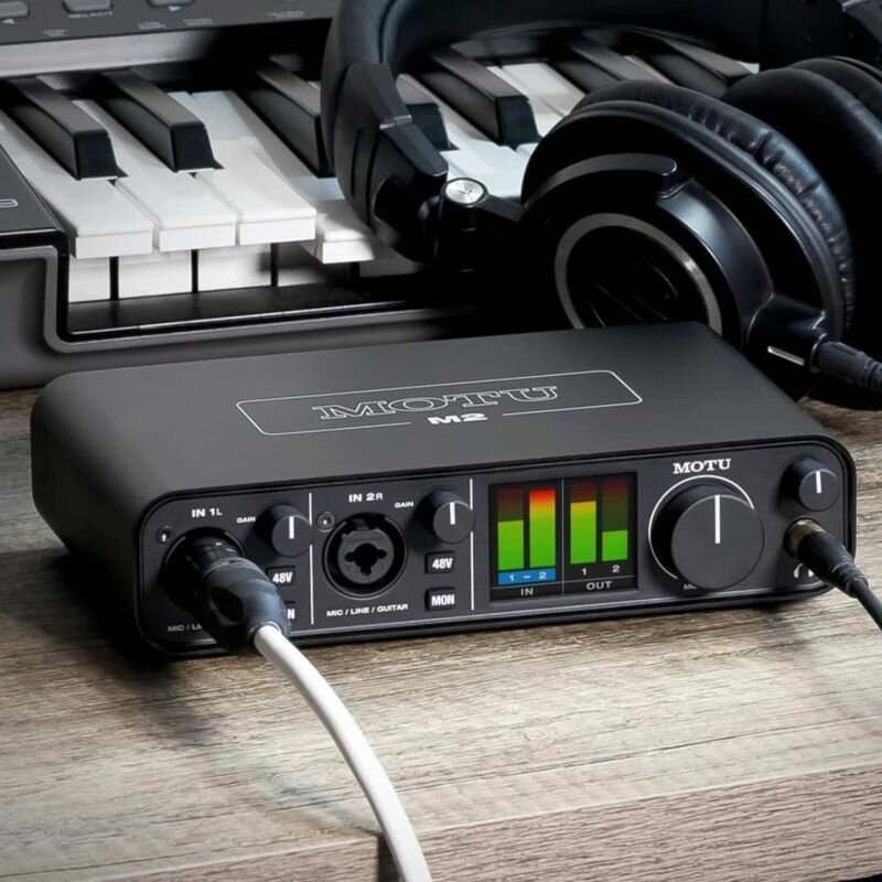 MOTU M2 USB Аудиоинтерфейс