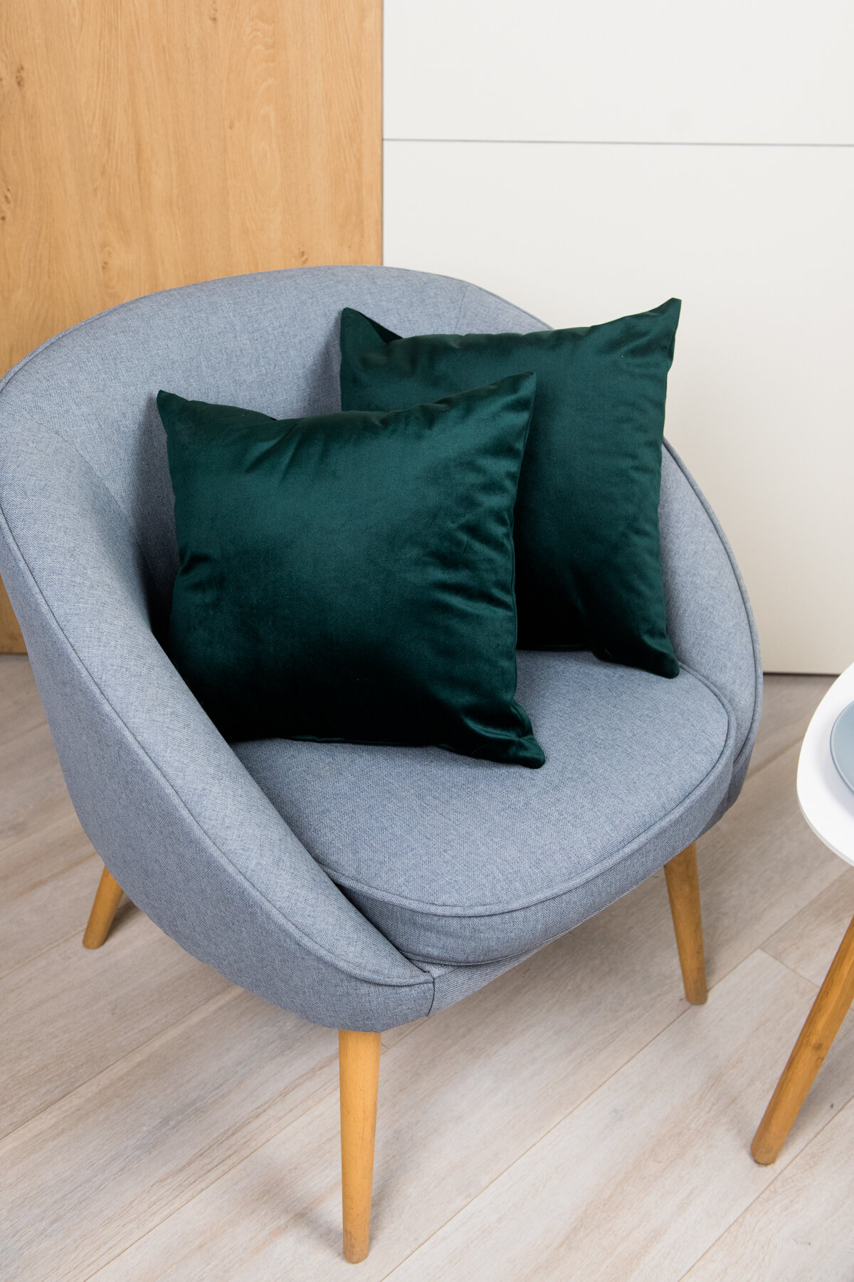 Декоративные подушки Linen Way  бархат  изумруд  комплект 40x40 см  2 штуки