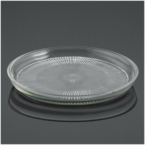 Блюдо сервировочное круглой формы с рельефным дном, стекло, гравировка, Дятьковский хрустальный завод, СССР, 1950-1963 гг.