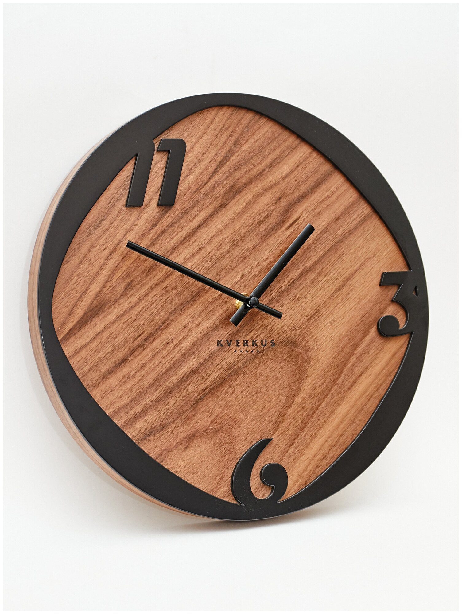 Часы настенные деревянные в стиле лофт KVERKUS Home Decor