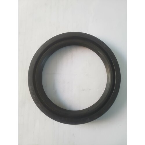 Сальник наружный задней ступицы Dong Feng 24T01090 8511015 армированый 350₽