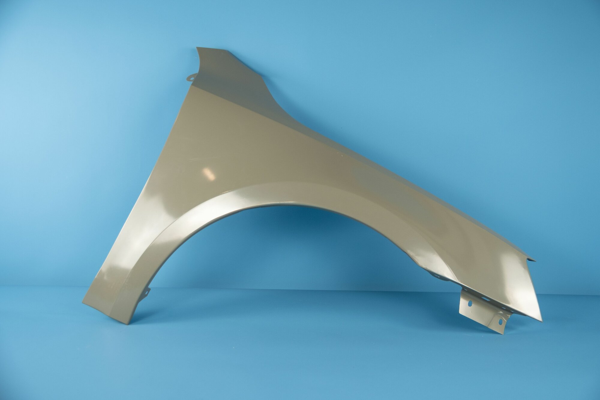 Крыло переднее правое Skoda Octavia A7 2013-2024