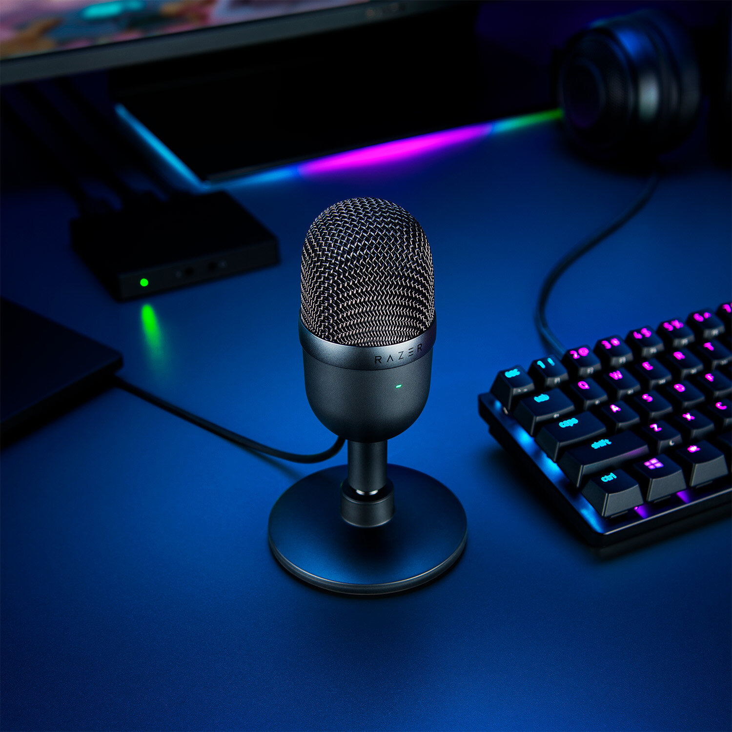 Микрофон проводной Razer Seiren Mini, комплектация: микрофонный капсюль, разъем: USB Type-C, черный — фото 1
