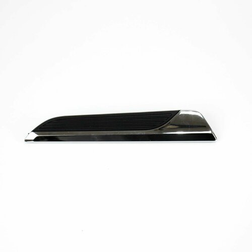 Накладка переднего правого крыла Jac J7 Джак 7 5522920U7300 1247₽