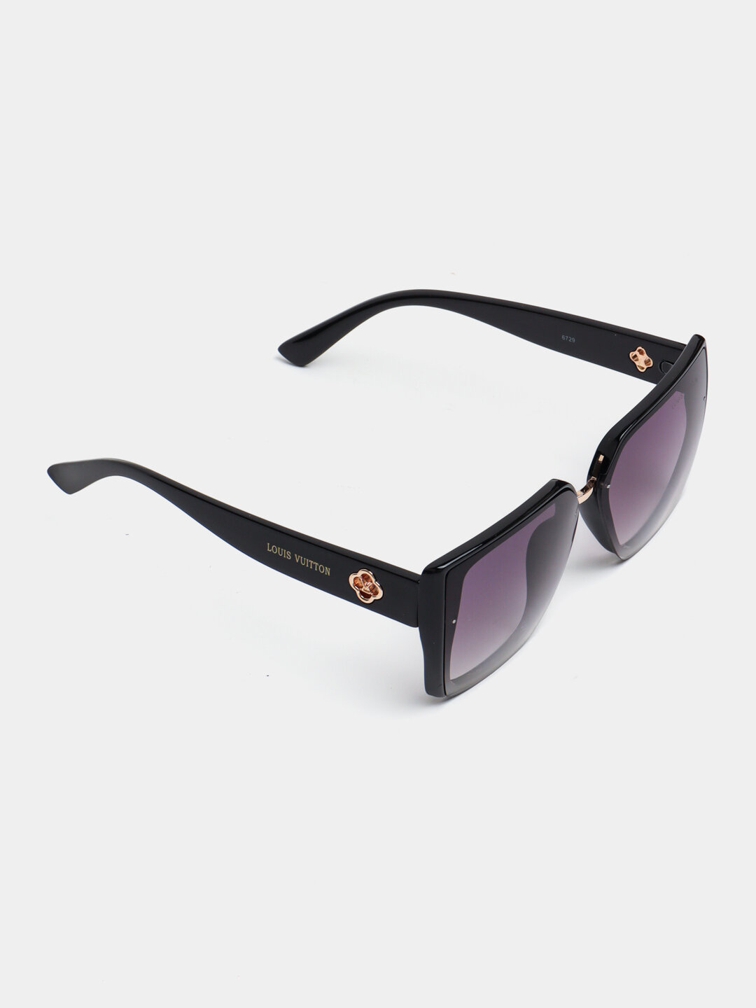 Солнцезащитные очки — фото 1