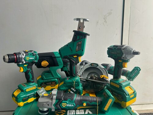 Изображение товара Набор аккумуляторный "Superman", 6 в 1: УШМ, шуруповёрт, перфоратор, гайковерт, сабельная пила и дисковая