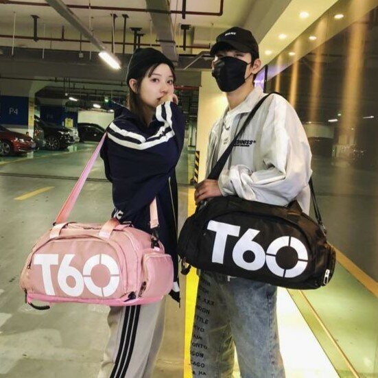 Спортивная сумка дорожный рюкзак 2В1, фиолетовая - фотография № 12