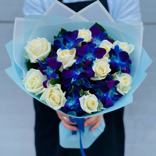 Изображение товара Белые розы. Орхидея. Букет из роз и орхидей. Rybe-flowers.