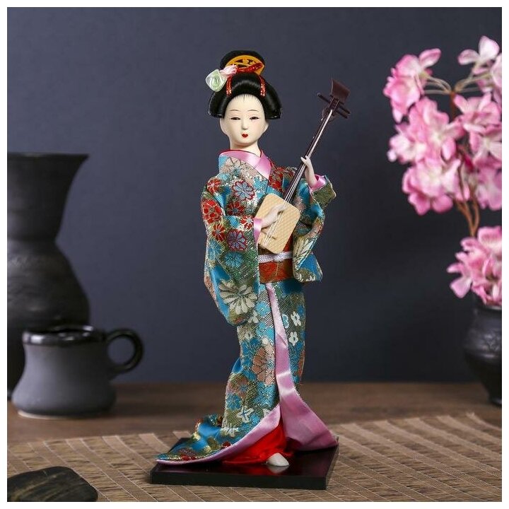 Кукла коллекционная "Гейша в цветочном кимоно с музыкальным инструментом" 30 см