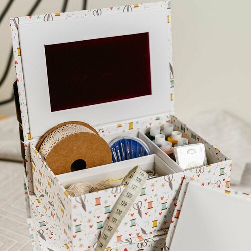 Коробка для хранения украшений, мелочей и аксессуаров средняя, 205 x 145 x 75 мм. 