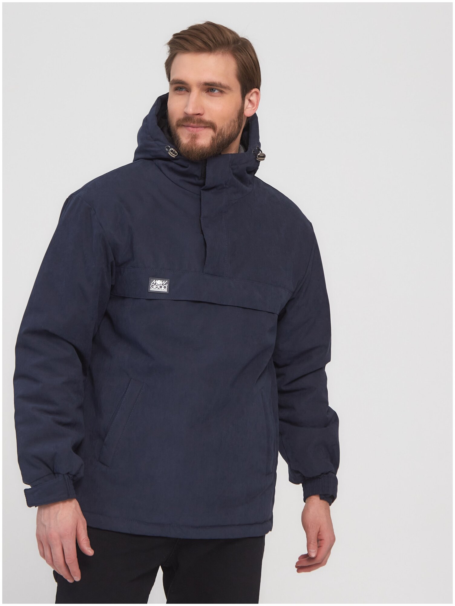 Анорак мужской демисезонный утепленный спортивный с капюшоном куртка без молнии для спорта футбола
