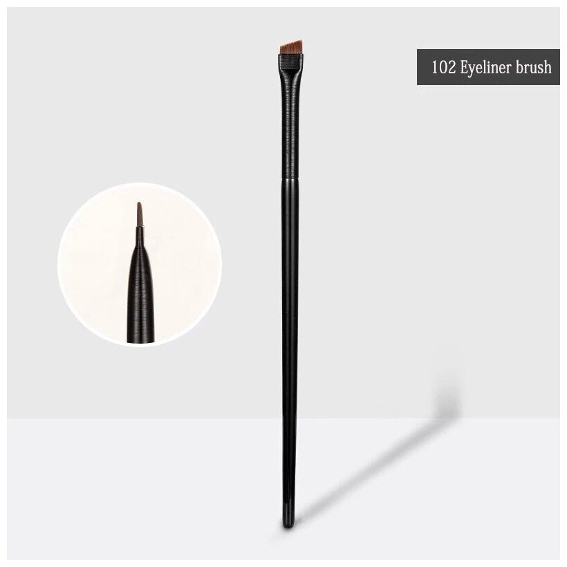 Кисть для стрелок для подводки глаз Eyeliner Brush