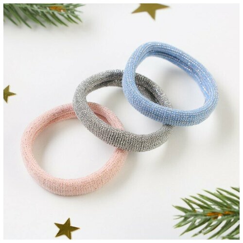 Наушники модель LN-6 и резинки для волос на открытке Зима подарит сказку 12 х 194 см В наборе 1шт 36300₽