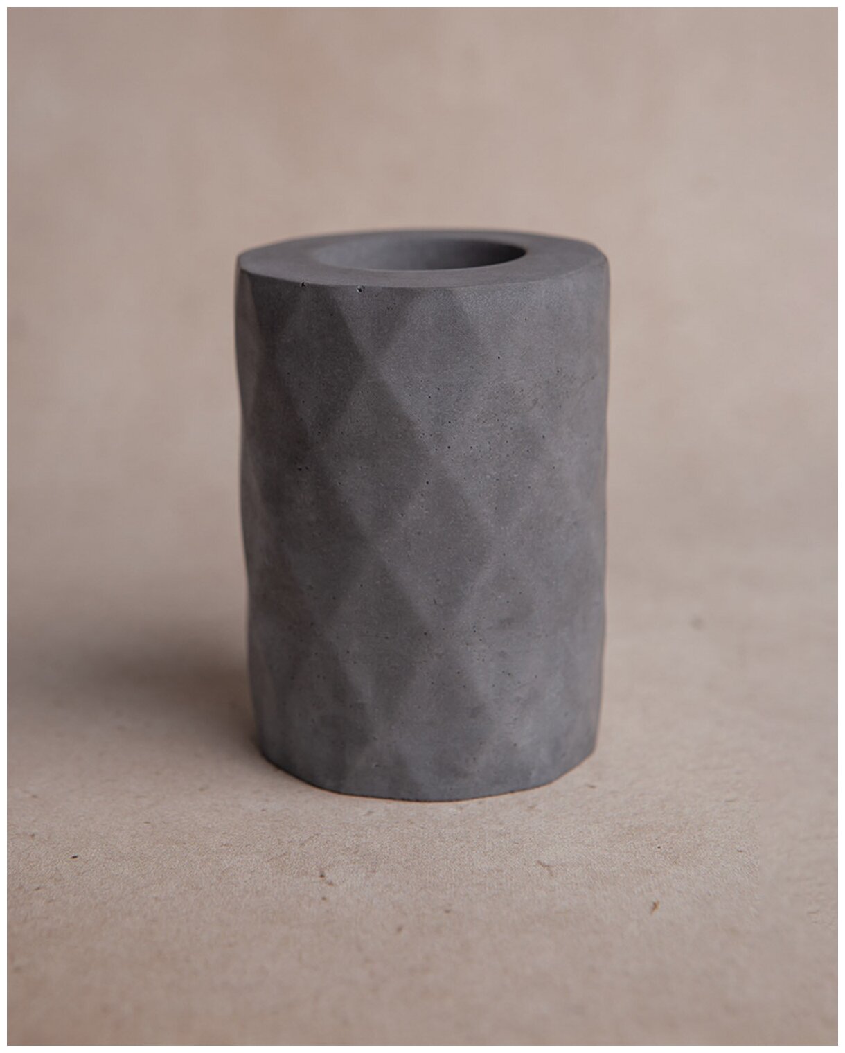 Декоративный подсвечник для чайной свечи Diamond M, 7x10 см, бетон, черный матовый - фотография № 7