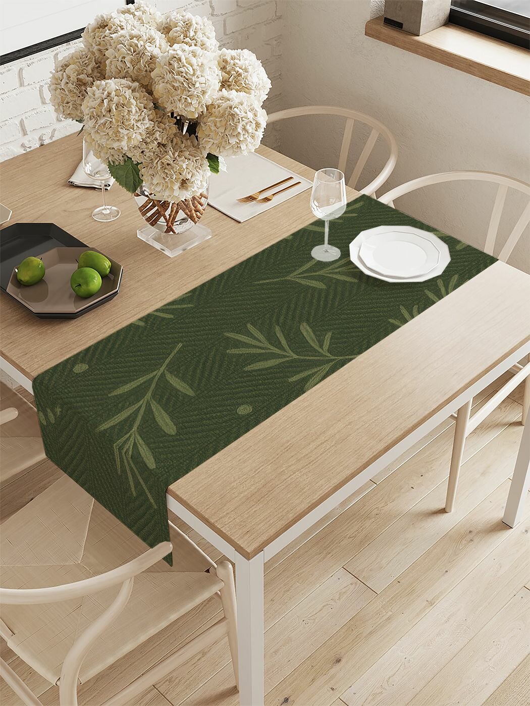 Дорожка водоотталкивающая на стол 