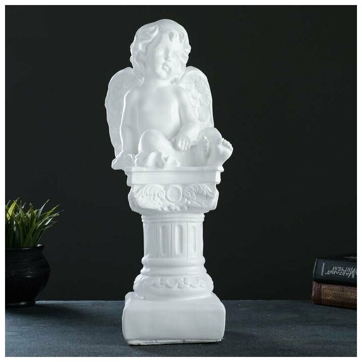 фото Фигура "Ангел на пьедестале" белый 15x15x42см