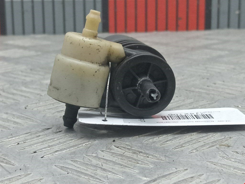 Насос (моторчик) омывателя Audi A3 8L 1K6955651 арт. 2142100