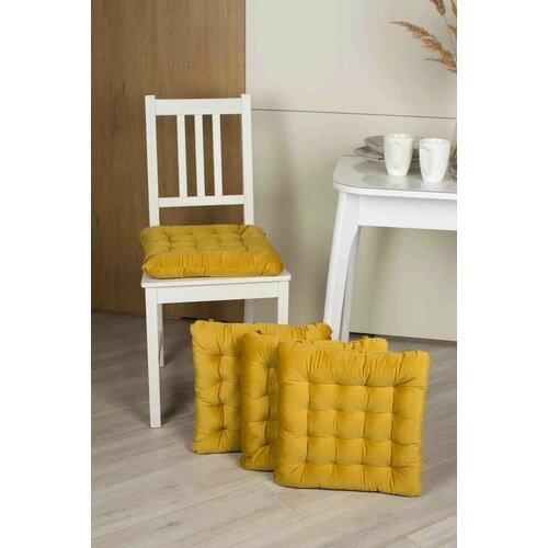 К-кт (4 шт) подушек 38х38х5 с имитац. 16 пуговиц, бархат желтый