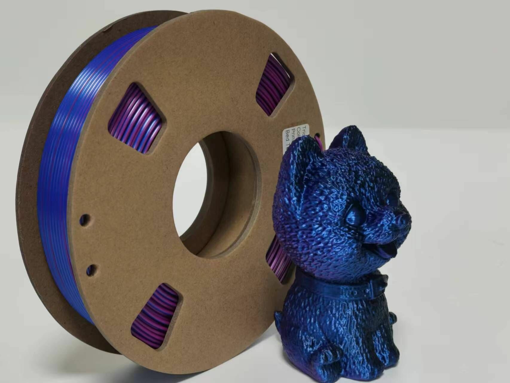 PLA Трехцветный (Silk Шелковый) пластик PinRui Синий-фиолетовый-черный 1.75 мм 1 кг