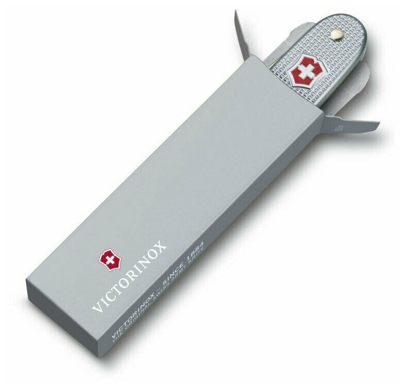 Нож перочинный Victorinox Farmer Alox (0.8241.26) 93мм 9функций серебристый карт.коробка - фото №16