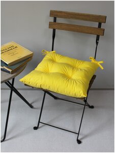 Подушка декоративная на стул MATEX VELOURS желтый с завязками, чехол не съемный, ткань велюр, 42 см х 42 см х 13 см