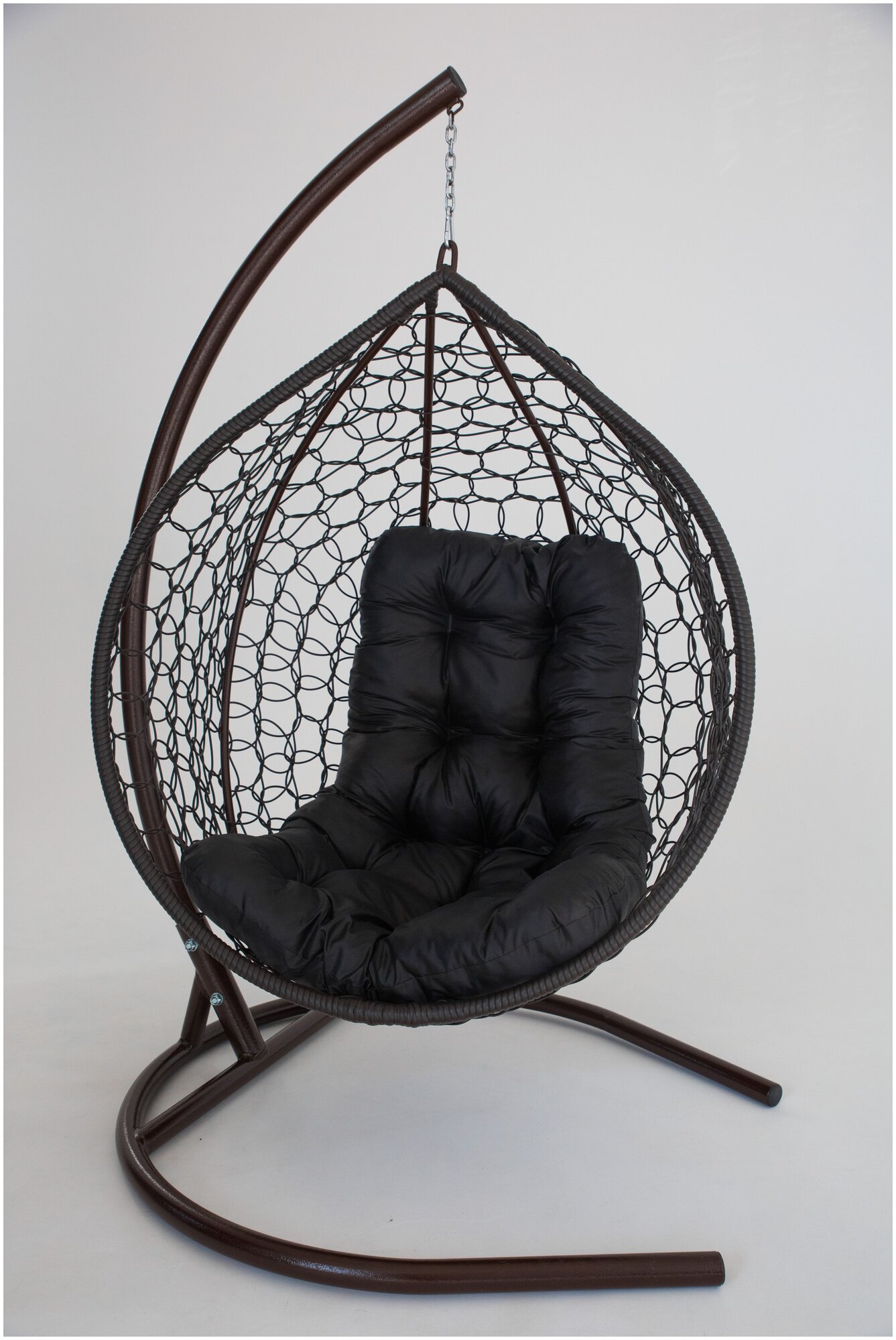 Подвесное кресло-кокон Yova Bubble из эко-ротанга, стойка венге, подушка трапеция черная - фотография № 1
