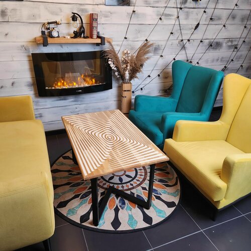 Изображение товара Журнальный стол из натурального ясеня с рисунком из эпоксидной смолы, 100x60x48см