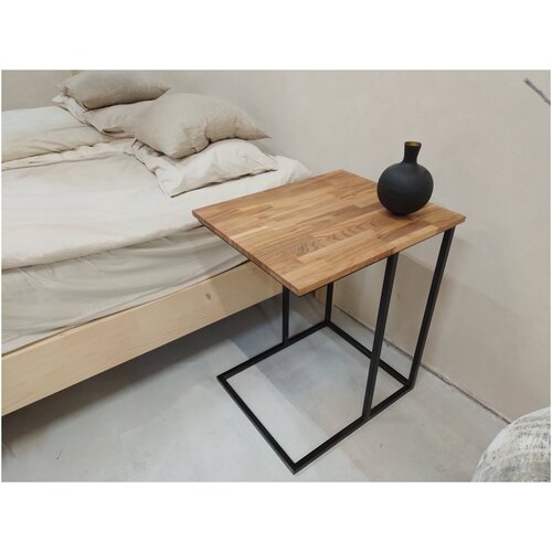 Журнальный столик/прикроватный столик в стиле лофт