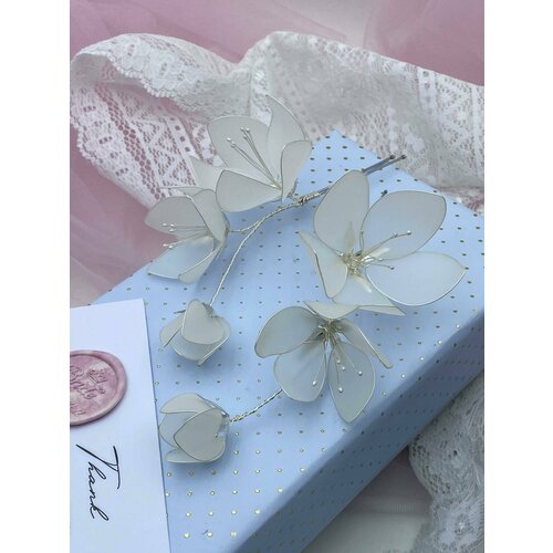 Шпилька с цветами из смолы матовая прозрачная 1 штука