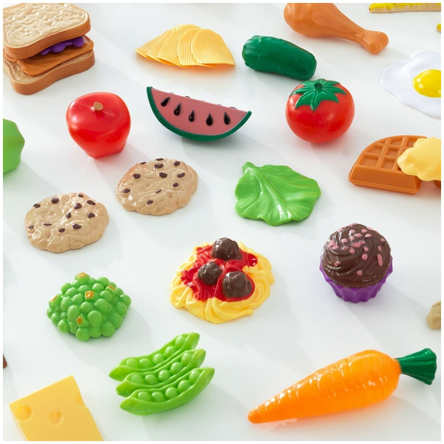 KidKraft Набор еды "Вкусное удовольствие" 65 элементов - фото №10