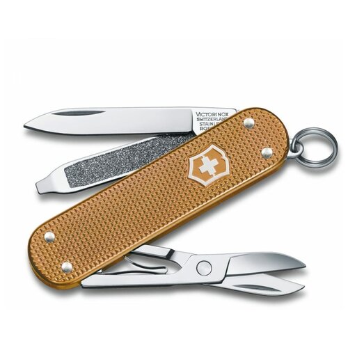 нож перочинный victorinox classic brilliant damast 0 6221 34 58мм 5функц серебристый подар коробка Нож-брелок VICTORINOX Classic SD Alox Colors Wet Sand, 58 мм, 5 функций, песочный Victorinox MR-0.6221.255G