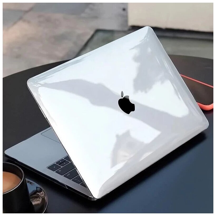 Чехол накладка пластиковая для MacBook Air 13.6 2022 М2 (А2681) Кристально-прозрачный Hardshell