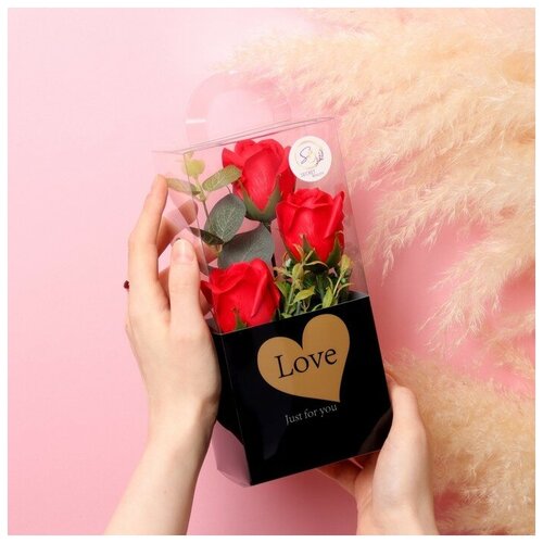Мыльные розы в коробке, красные, набор 3 шт, "Secret Beauty", цвет красный