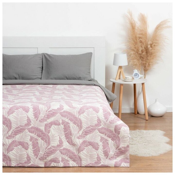 фото Покрывало хлопковое Этель «Перья» 180х240±5 см, цвет фиолетовый, 100%хлопок, 300гр/м2
