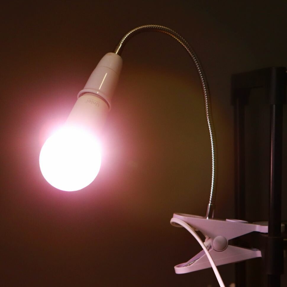 Лампа для растений LED-A60-15W/SPFB/E27/CL PLP30WH Uniel UL-00007405