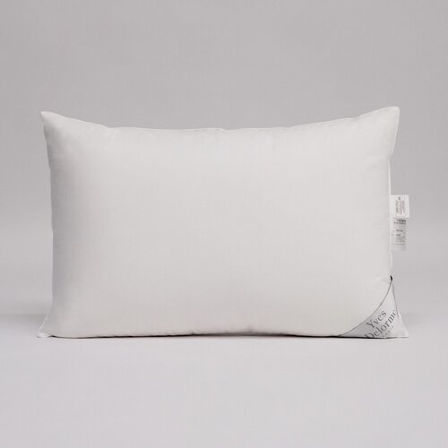 Подушка Yves Delorme Basics Strong White 50x75 см