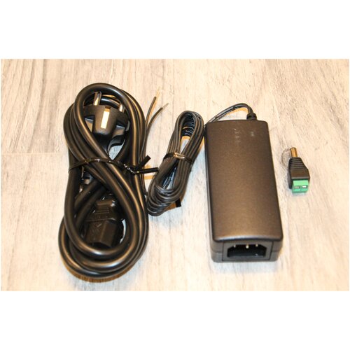 Блок питания 12В 2А со светодиодным индикатором питания 40500₽