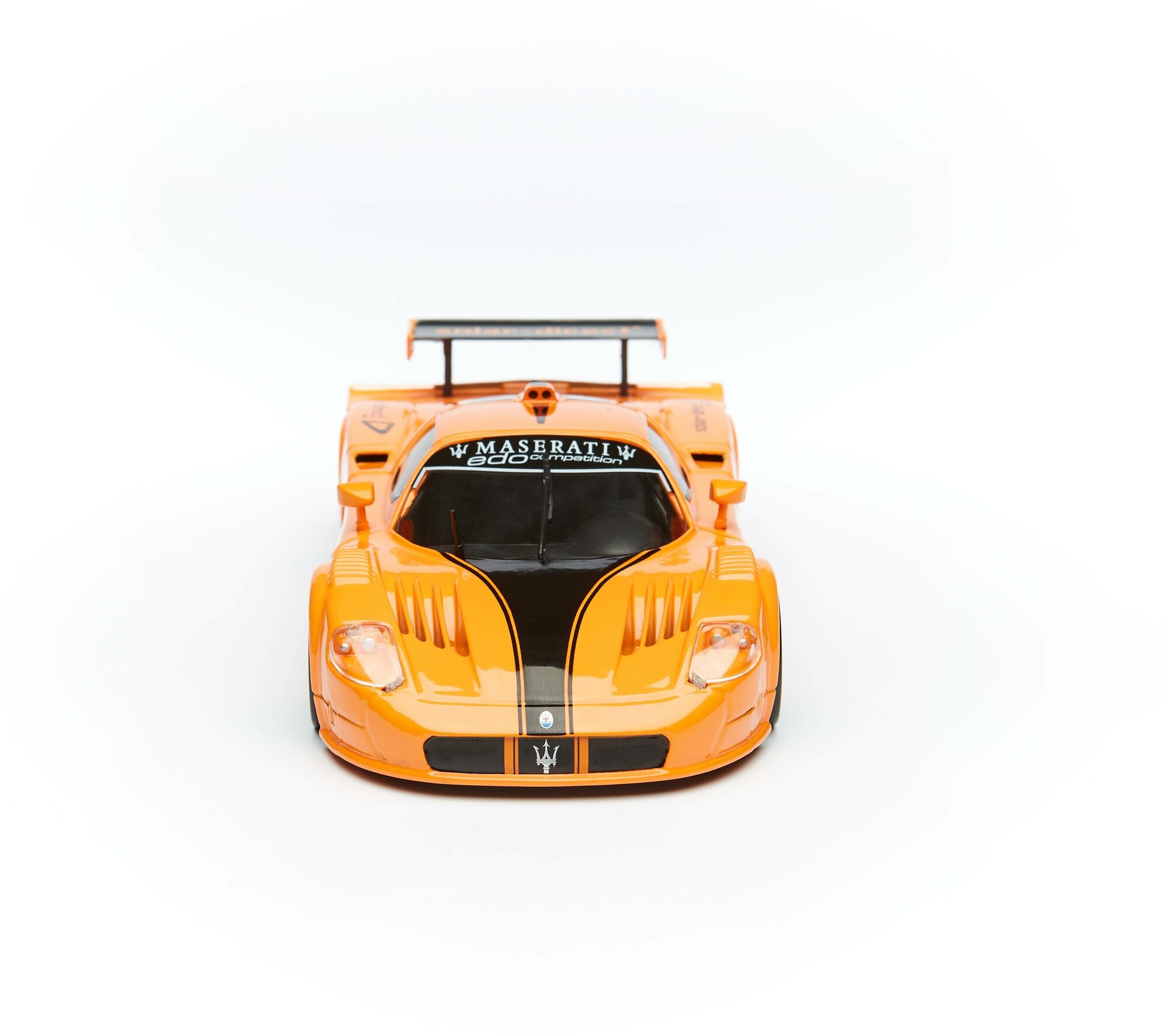 Автомодель Bburago Maserati MC12 1:24, оранжевый (18-21078) - фото №7