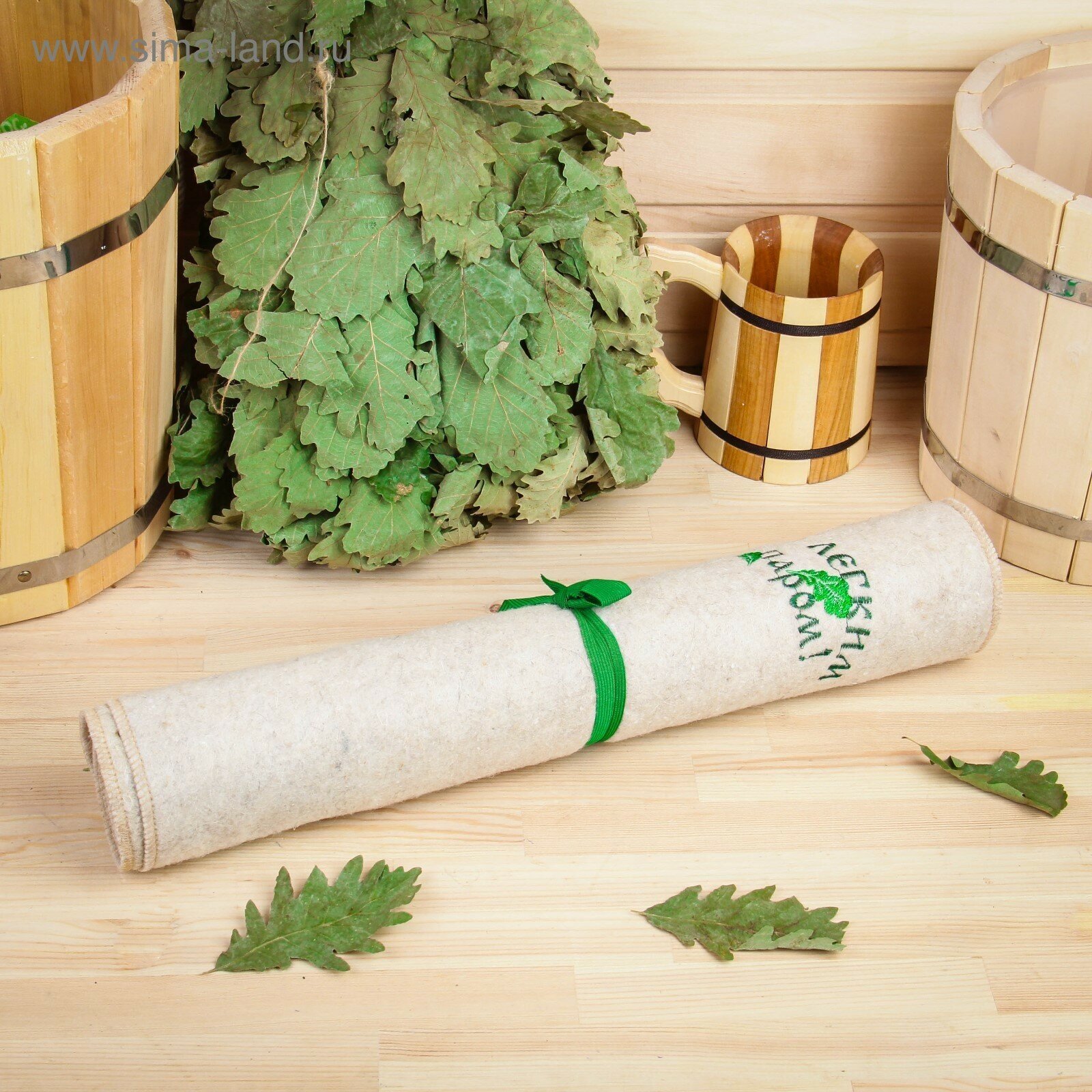 Лежак для бани светлый с вышивкой 