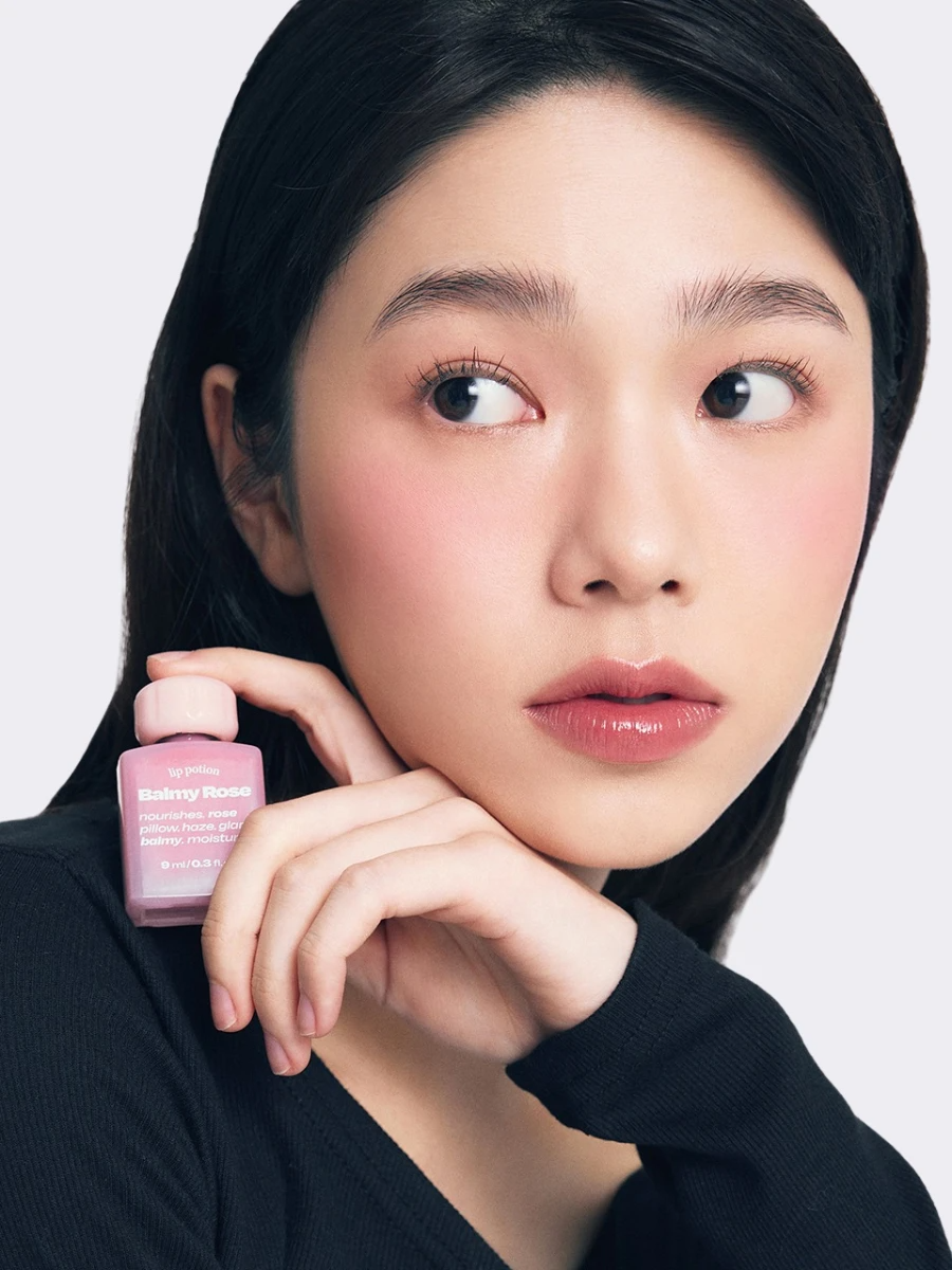Сияющий бальзам-тинт для губ ALTERNATIVE STEREO Lip Potion Balmy Rose No.3 Soft Mauve — фото 1