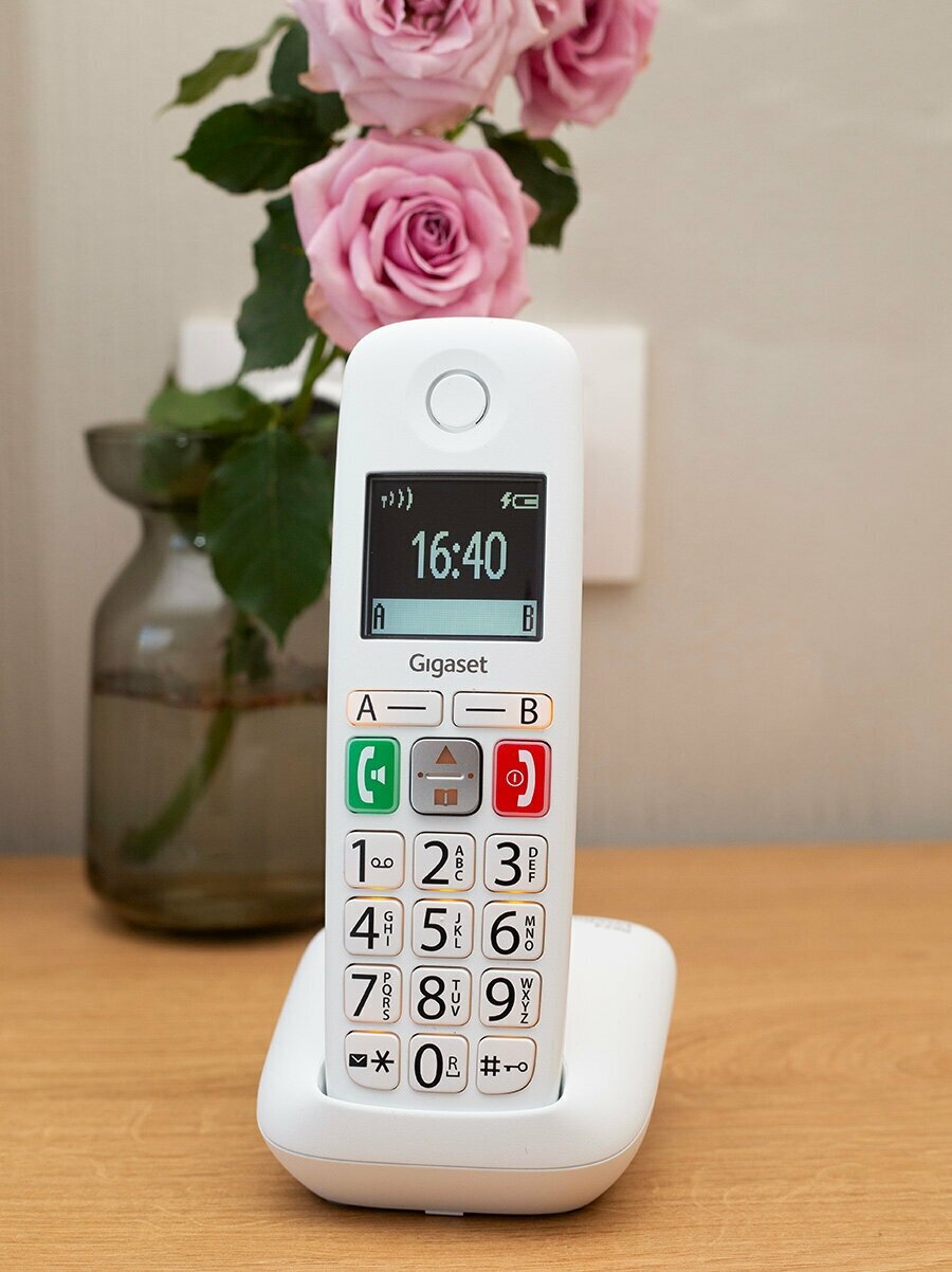 Радиотелефон с большими кнопками DECT Gigaset E290 / телефон домашний беспроводной