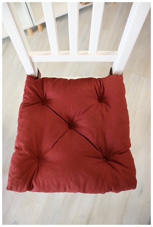 Подушка на стул БельВита с тафтингом, 40x38 см, кирпичный