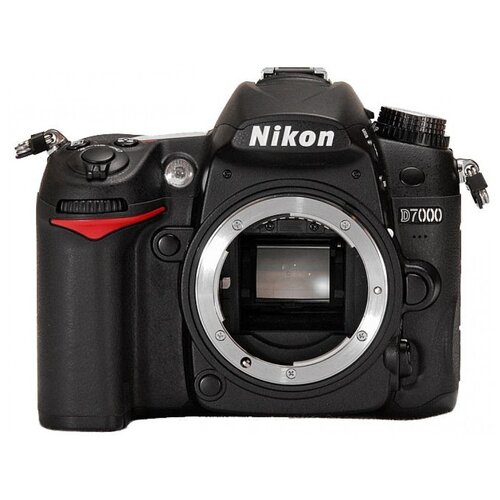 Фотоаппарат Nikon D7000 Kit AF-S DX NIKKOR 18-105mm f/3.5-5.6G ED VR, черный