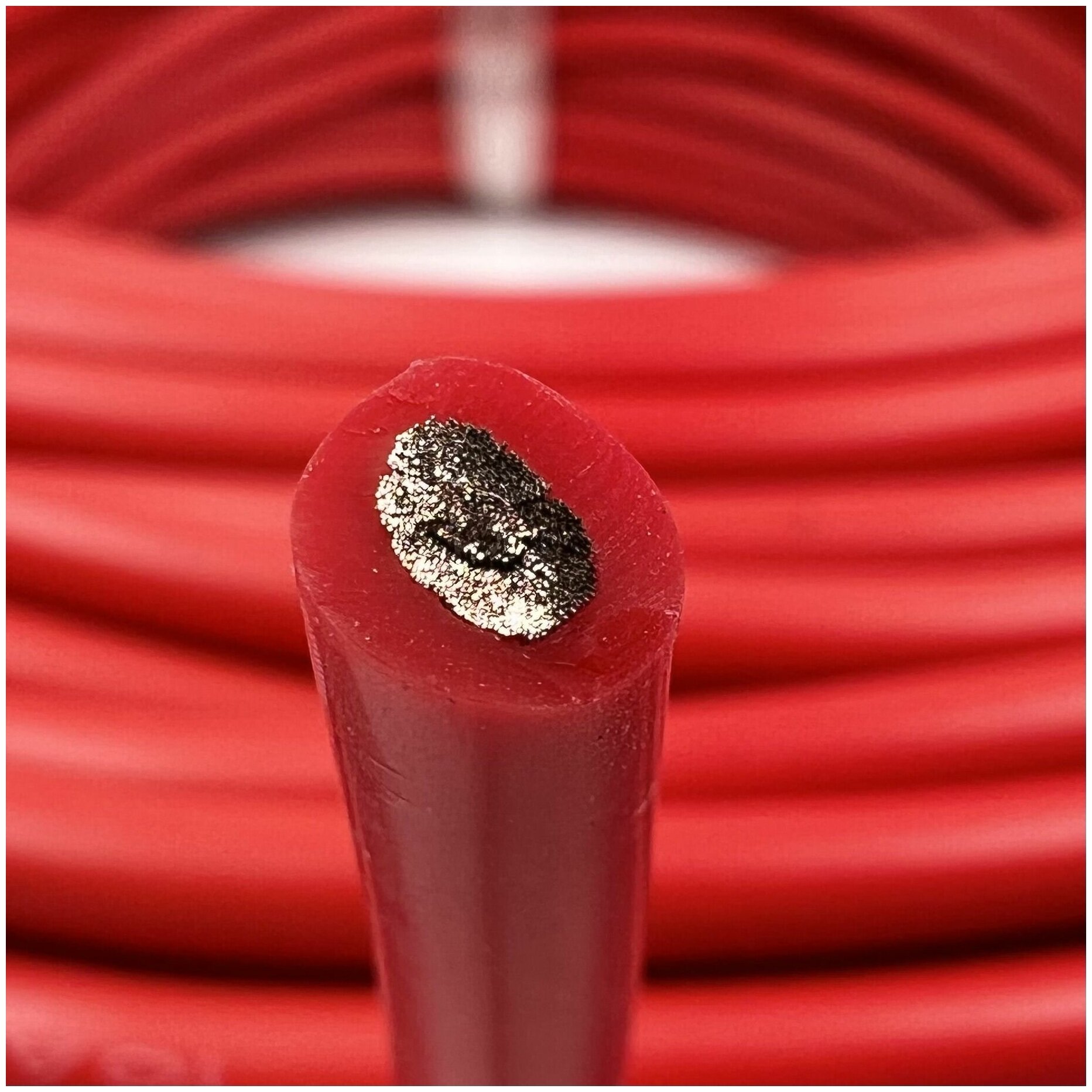 Медный провод 10AWG 2м 5,3 кв.мм (1050*0,08мм) (красный кабель, UL3135) в мягкой силиконовой изоляции - фотография № 5