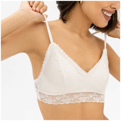 Бюстгальтер-бра р S кружево молочный Lacie 1290₽
