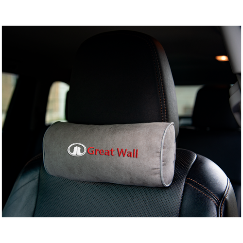 Автомобильная подушка-валик на подголовник алькантара L.Grey c вышивкой GREAT WALL