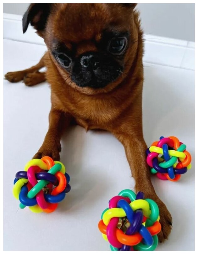 Игрушка для собак, цветной резиновый круглый плетёный мяч с маленьким колокольчиком, 1 шт, 6см - фотография № 5
