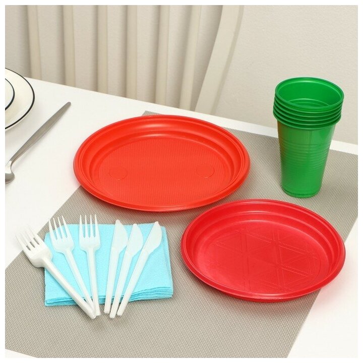 Набор одноразовой посуды Не забыли! «Светофор», тарелки d=20,5 см, d=17 см, стаканы, вилки, ножи, салфетки - фотография № 1