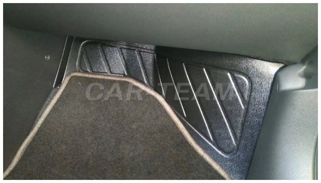 Накладки на ковролин в ноги водителя и пассажира Lada Vesta/ Лада Веста