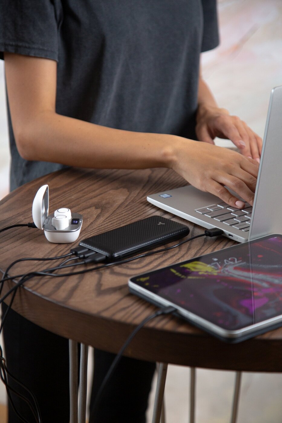 Внешний аккумулятор Accesstyle Midnight 10P, 10000 мАч, 5В/2.1А, 2xUSB, USB Type-C, Серый, Midnight 10P - фото №4